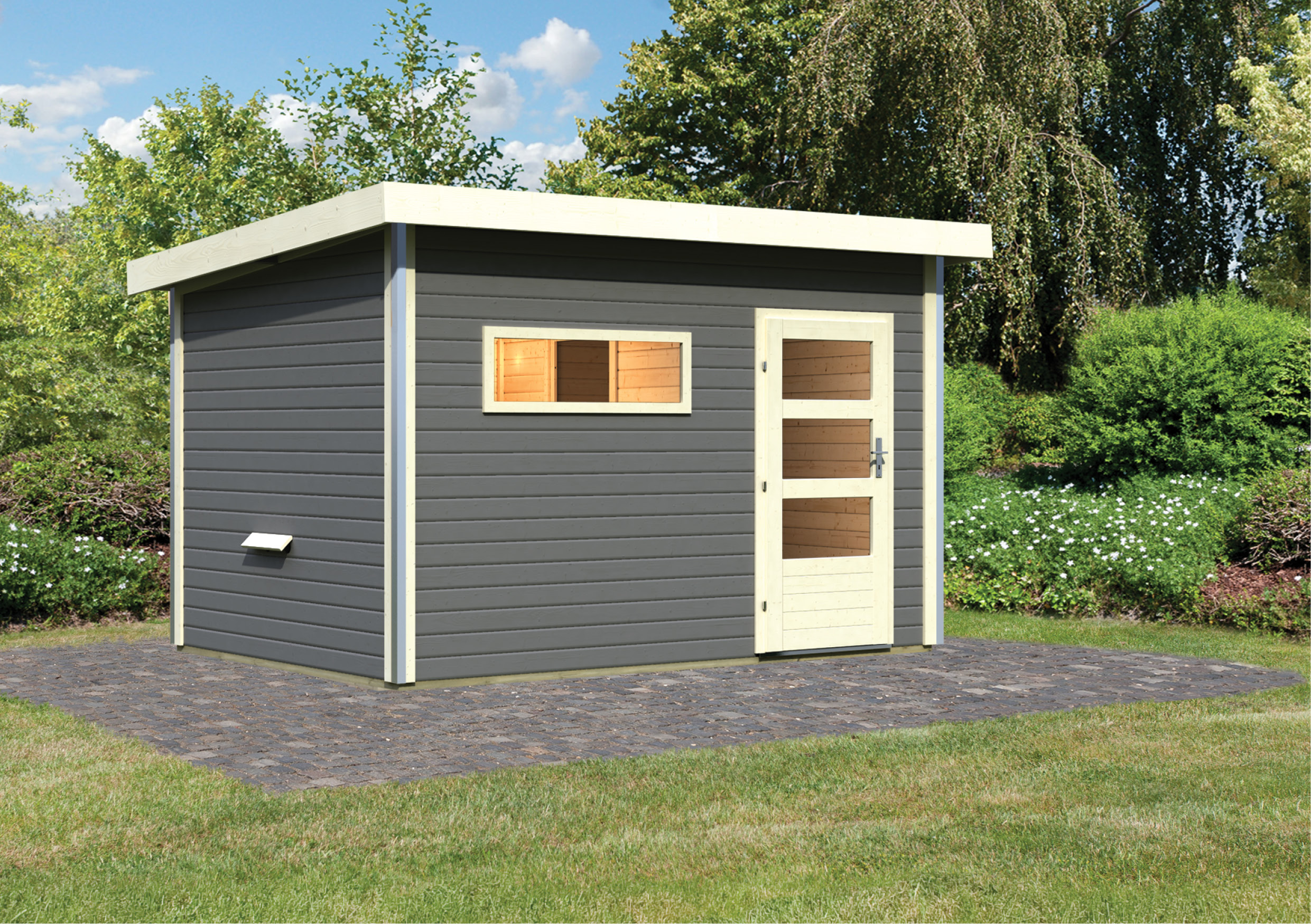 Karibu Saunahaus Skrollan 2 mit Vorraum als Gartensauna aus Massivholz im Garten mit Glasfront